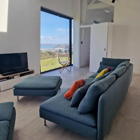 With Superb Sea View, Access 400 M Hébergement de vacances