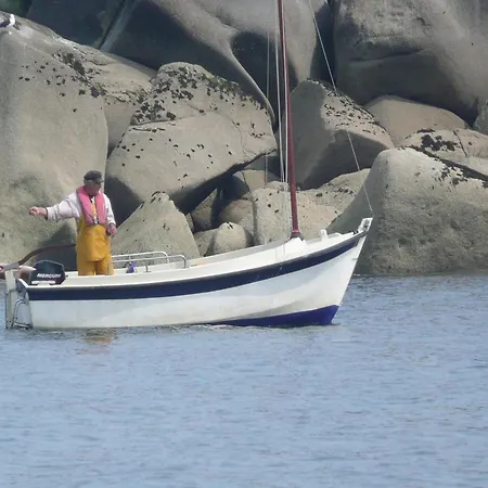 With Superb Sea View, Access 400 M Hébergement de vacances