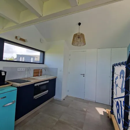 With Superb Sea View, Access 400 M Locquirec